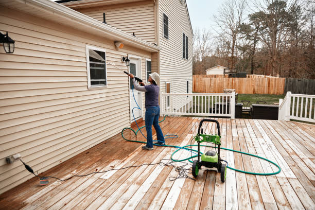 Best Commercial Pressure Washing  in Fords Prairie, WA